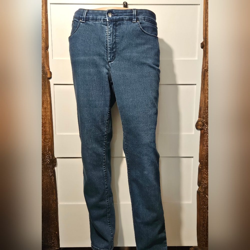 Charter Club Women's Lexington Straight Blue Jeans